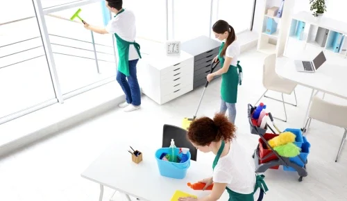 Cleaning services doing multiple people